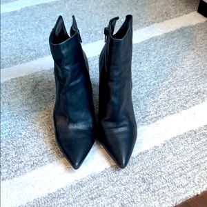 NEW Steven by Steve Madden leather booties